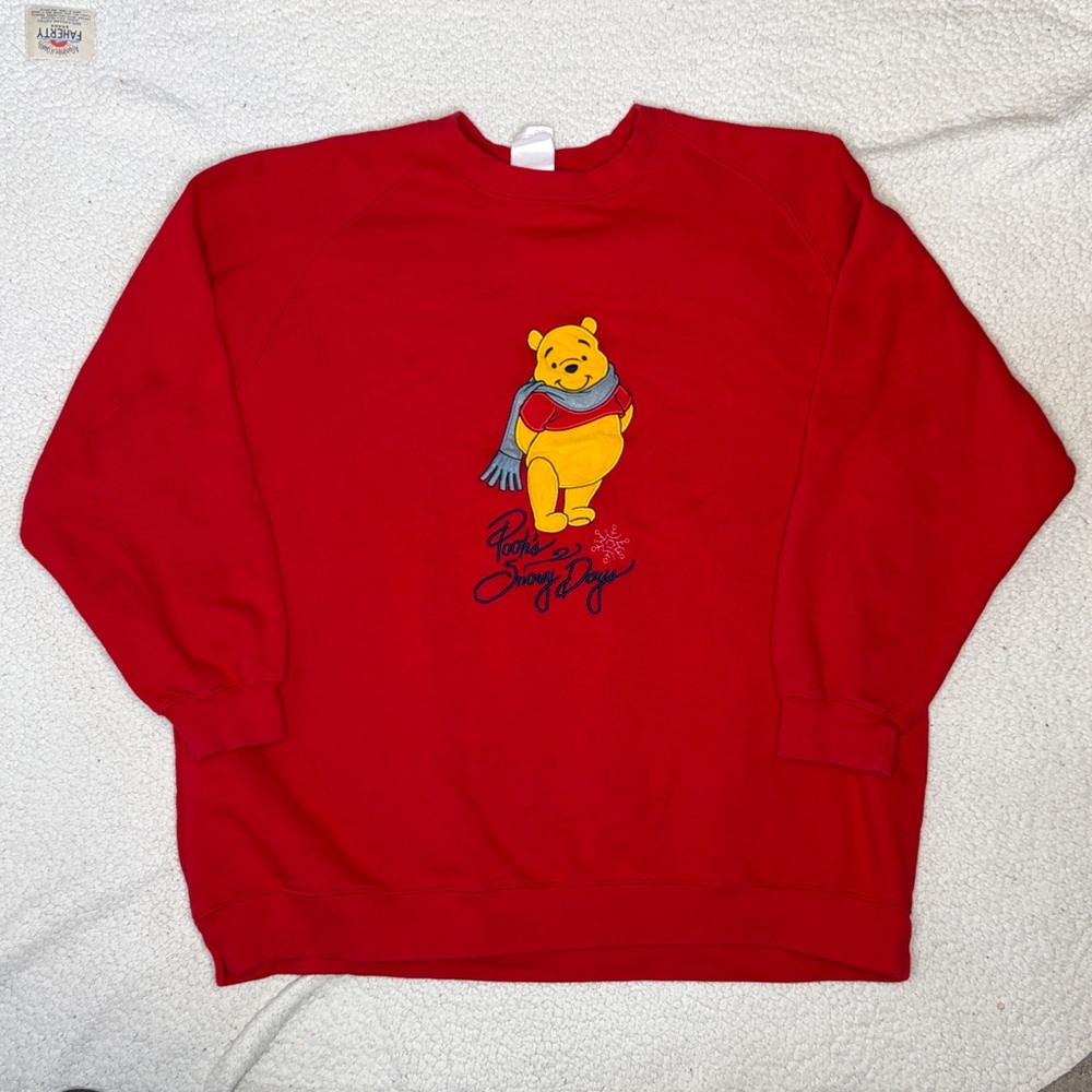 Disney Store Winnie Pooh’s Snowy Days Sweatshirt: Size Extra Large